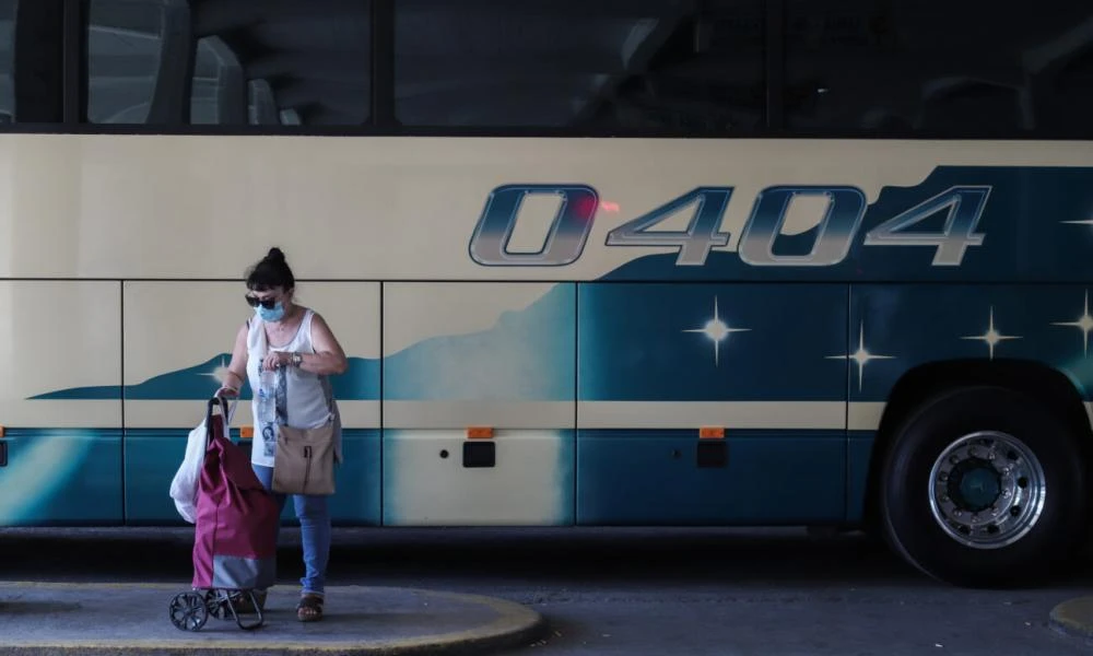 Συναγερμός στην ΕΛ.ΑΣ: Eιδοποίηση για βόμβα σε λεωφορείο του ΚΤΕΛ Λάρισας στο δρομολόγιο Αθήνας